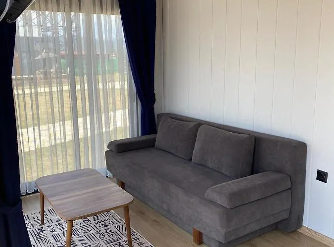 Lavira Tiny House Village Hotel *