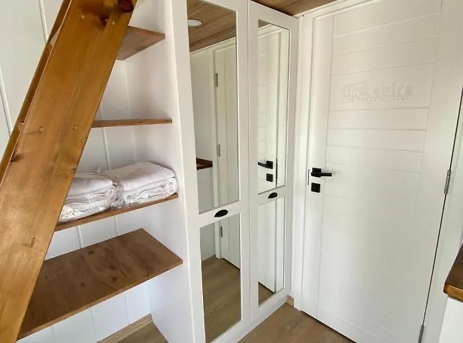 Ξενοδοχείο Lavira Tiny House Village *